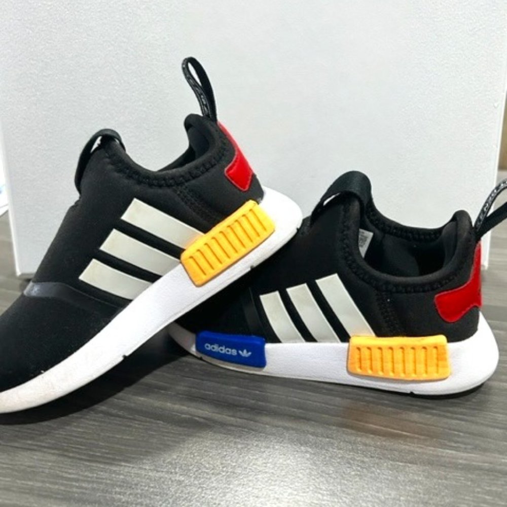 ADIDAS Nmd R1